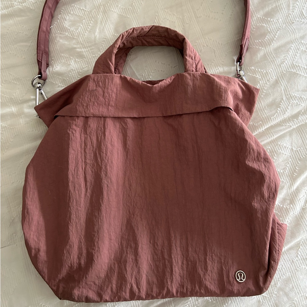 Lululemon Dusty Rose Shoulder Bag